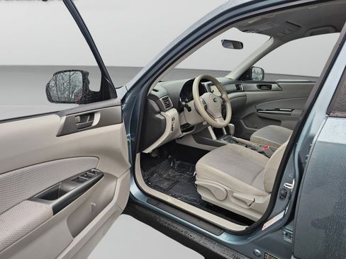 Used 2012 Subaru Forester 2.5X w/ Alloy Wheel Pkg image 17