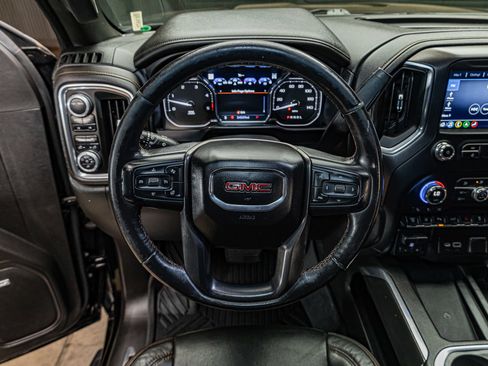Used 2020 GMC Sierra 2500 AT4 w/ AT4 Premium Package AWD/4WD image 13
