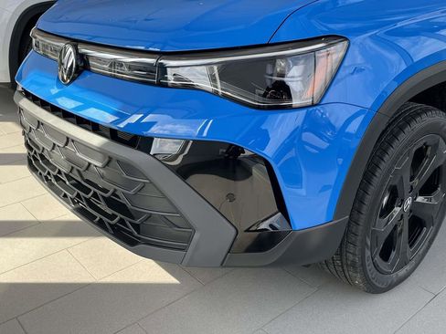 New 2025 Volkswagen Taos SE AWD/4WD image 6