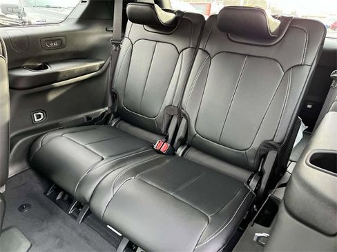 New 2025 Jeep Grand Cherokee L Limited w/ Luxury Tech Group II image 19