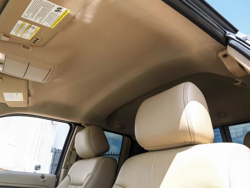 Used 2012 Ford F150 Lariat w/ Lariat Chrome Pkg AWD/4WD image 24