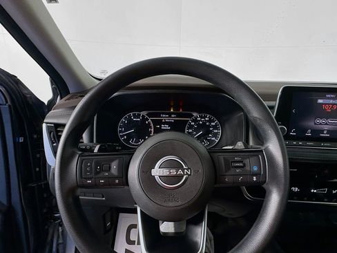 Used 2022 Nissan Rogue SV AWD/4WD image 10