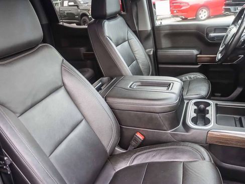 Used 2020 Chevrolet Silverado 1500 LT Trail Boss w/ Midnight Edition image 44