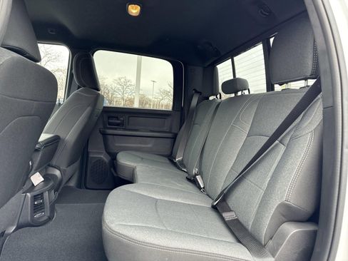 New 2023 RAM 2500 Tradesman image 30