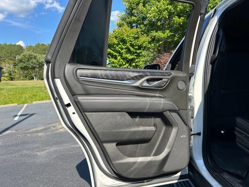 Used 2024 GMC Yukon Denali AWD/4WD image 61
