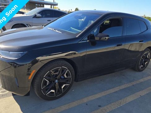 Used 2025 BMW iX M60 image 3