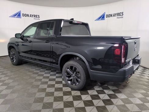 Certified 2023 Honda Ridgeline Sport image 4