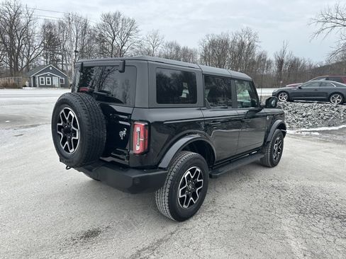 Used 2023 Ford Bronco Outer Banks image 5