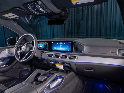 New 2026 Mercedes-Benz GLE 450 4MATIC Coupe image 4