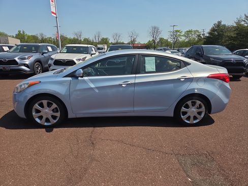 Used 2012 Hyundai Elantra Limited FWD image 6