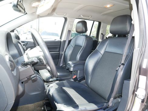 Used 2016 Jeep Compass Latitude AWD/4WD image 14
