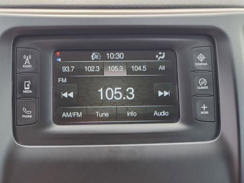 Used 2015 Jeep Cherokee Sport w/ Cold Weather Group AWD/4WD image 25