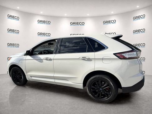 Used 2017 Ford Edge Titanium w/ Equipment Group 301A AWD/4WD image 5