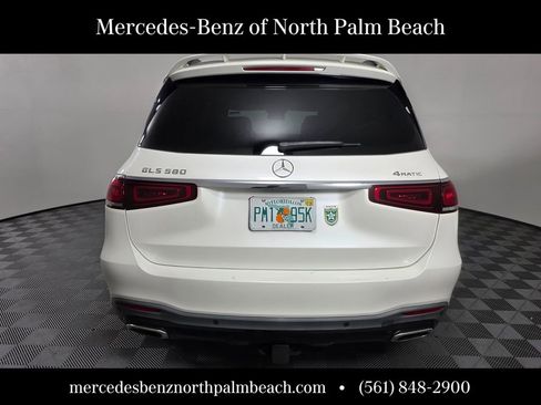 Used 2021 Mercedes-Benz GLS 580 4MATIC image 5