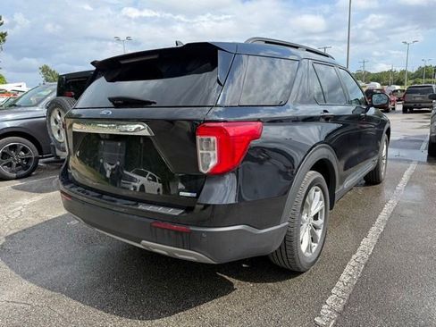 Used 2020 Ford Explorer XLT w/ Equipment Group 202A AWD/4WD image 3