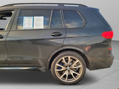 Used 2022 BMW X7 M50i w/ Luxury Seating Package image 29