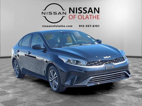 Used 2023 Kia Forte LXS image 28