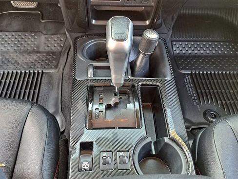 Used 2017 Toyota 4Runner 4WD image 11