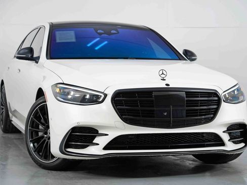 Used 2023 Mercedes-Benz S 580 4MATIC Sedan image 4