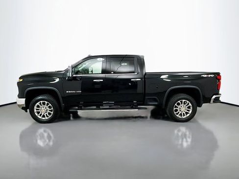 Used 2025 Chevrolet Silverado 2500 LTZ w/ LTZ Premium Package AWD/4WD image 6