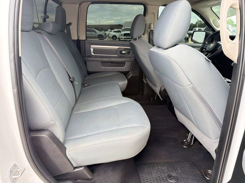 Used 2019 RAM 1500 Classic SLT RWD image 27