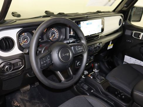 New 2026 Jeep Gladiator Sport image 25