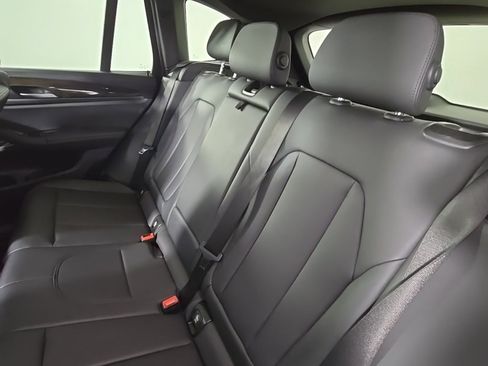 Used 2018 BMW X3 xDrive30i image 14
