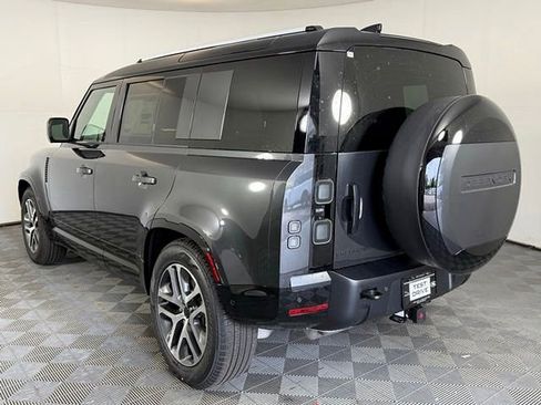 New 2026 Land Rover Defender 110 X-Dynamic SE AWD/4WD image 4
