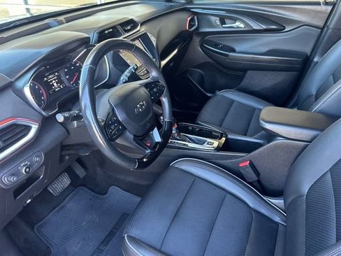 Used 2022 Chevrolet TrailBlazer RS FWD image 12