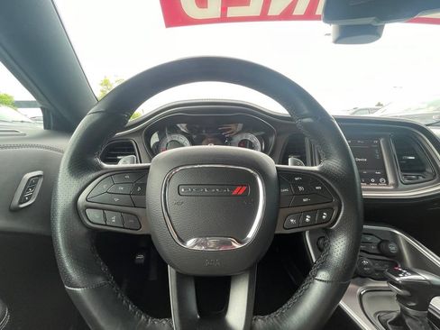 Used 2022 Dodge Challenger R/T Scat Pack RWD image 13
