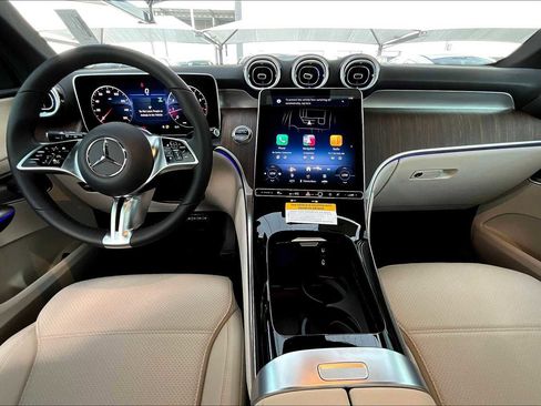 New 2026 Mercedes-Benz GLC 300 image 8