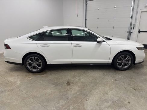 Certified 2023 Honda Accord EX-L image 4