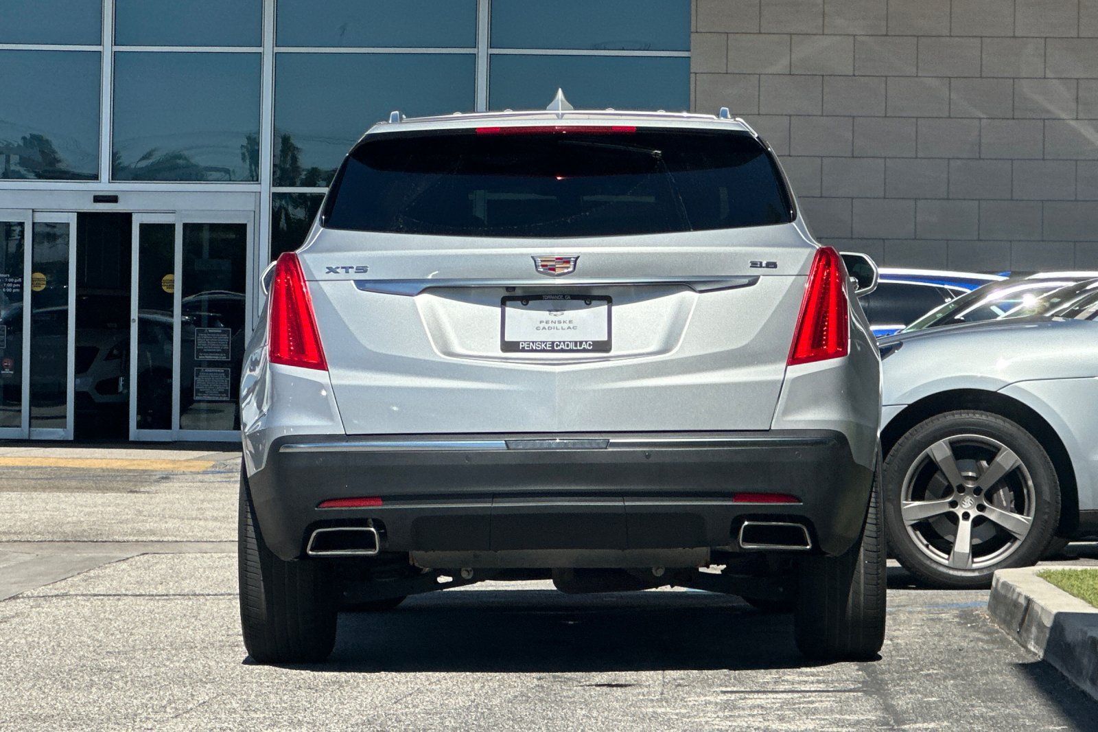 Used 2019 Cadillac XT5 FWD image 5