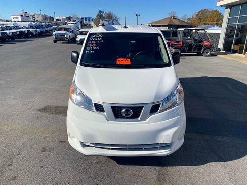 Used 2020 Nissan NV200 S image 2