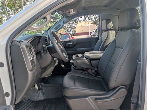 Used 2026 GMC Sierra 1500 Pro RWD image 9