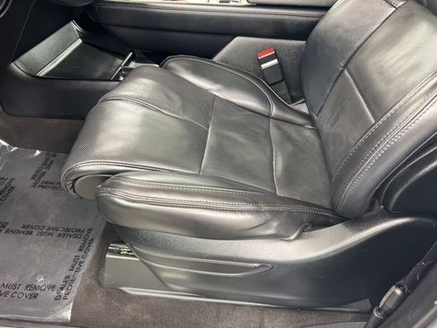 Used 2019 Lincoln Navigator L Reserve image 15