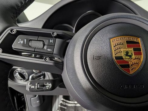 New 2026 Porsche Macan image 31