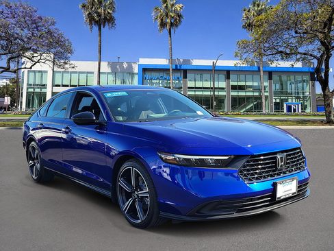 Certified 2025 Honda Accord Sport image 2