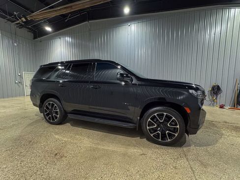 Used 2021 Chevrolet Tahoe RST w/ Luxury Package AWD/4WD image 7