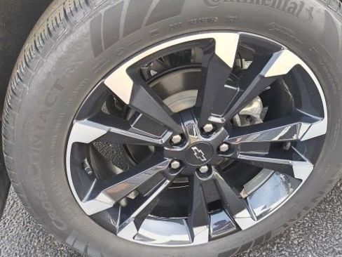 Used 2026 Chevrolet Equinox RS w/ Convenience Package III image 12