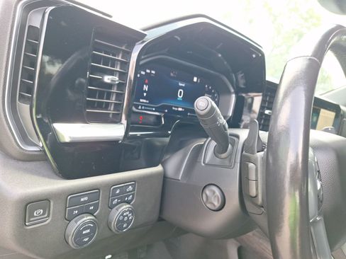 Used 2023 Chevrolet Silverado 1500 LTZ AWD/4WD image 19