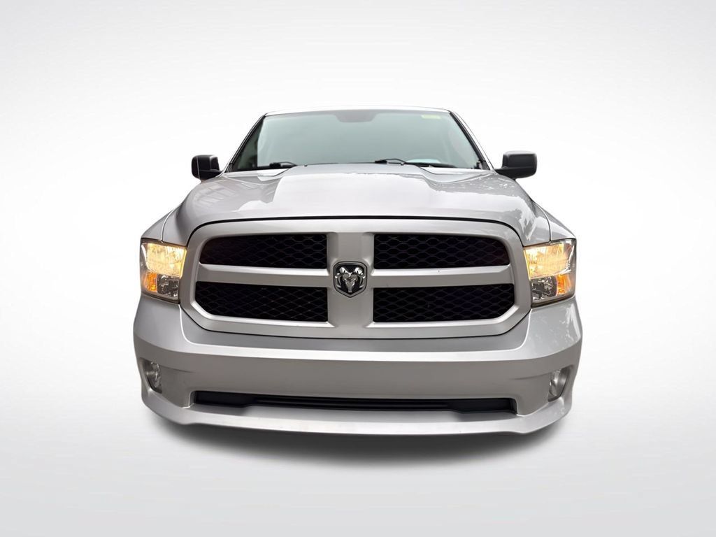 Used 2018 RAM 1500 Express w/ Express Value Package AWD/4WD image 2
