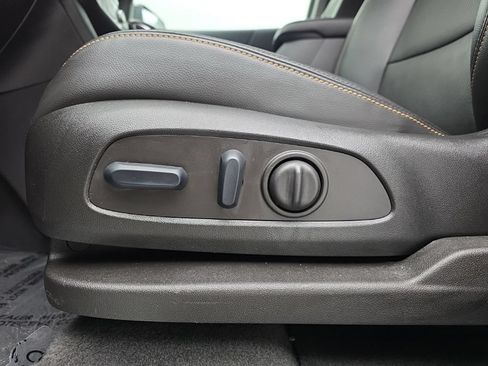 Used 2022 Chevrolet Equinox Premier AWD/4WD image 25