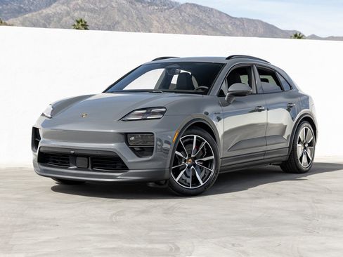 New 2026 Porsche Macan 4S Electric image 1
