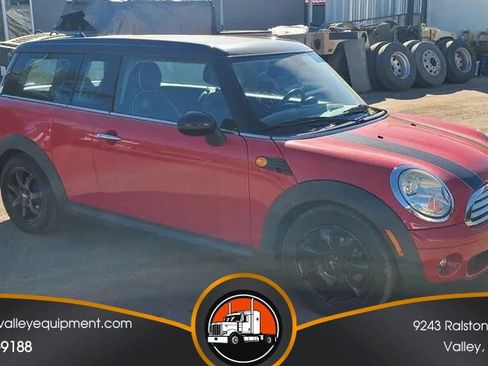 Used 2009 MINI Cooper Clubman Hardtop FWD image 3