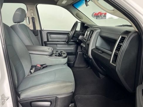 Used 2017 RAM 1500 Express AWD/4WD image 26