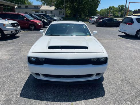 Used 2011 Dodge Challenger SRT8 RWD image 3