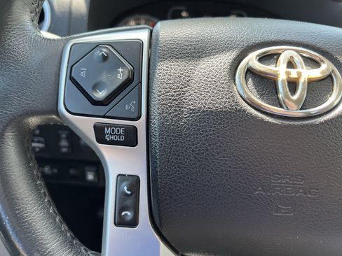 Used 2021 Toyota Tundra SR5 w/ SR5 Leather Package AWD/4WD image 19