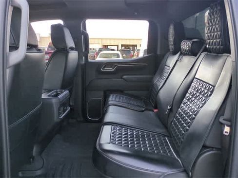 Used 2023 Chevrolet Silverado 1500 RST image 19