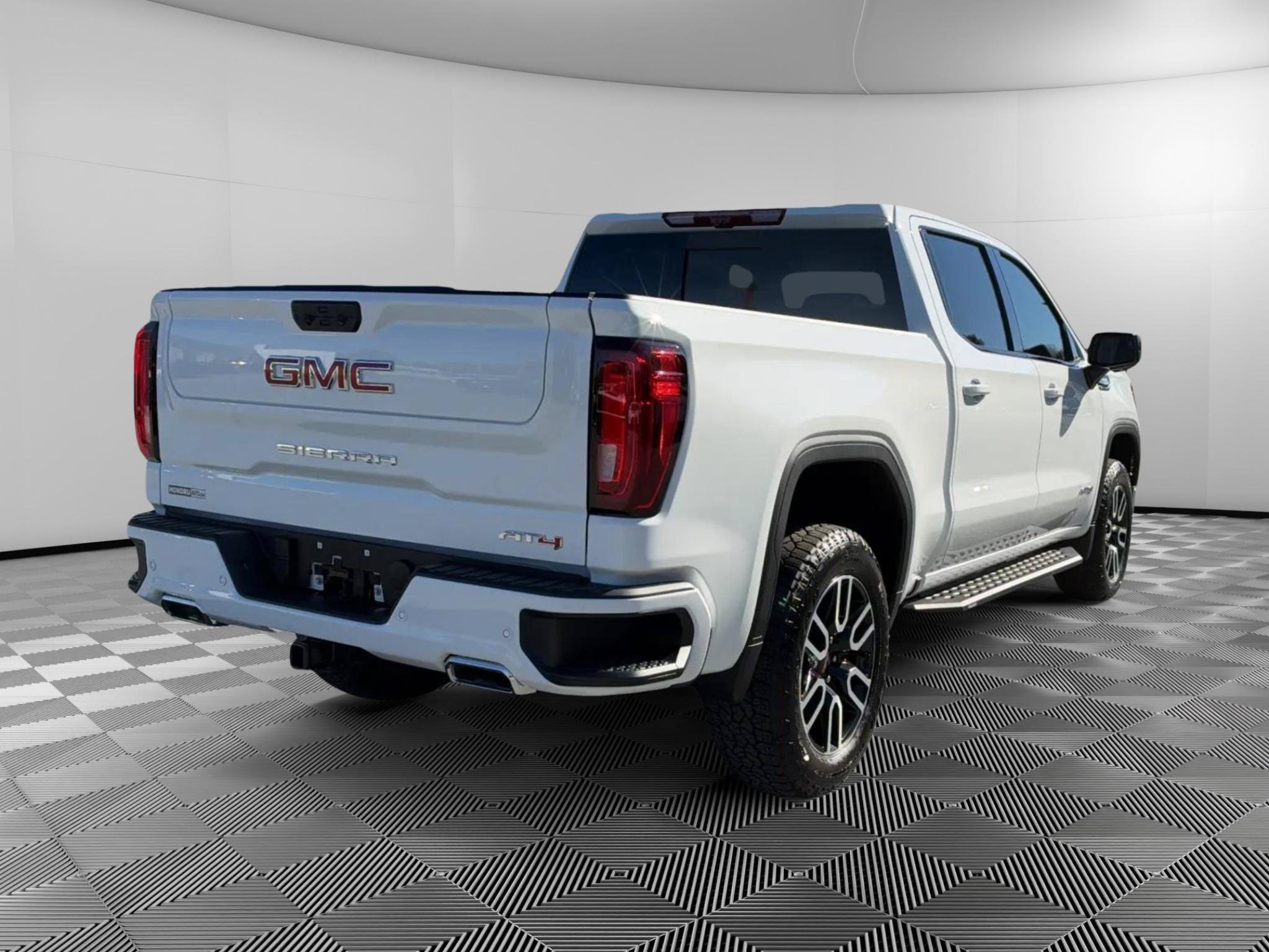 Used 2026 GMC Sierra 1500 AT4 w/ Technology Package AWD/4WD image 4
